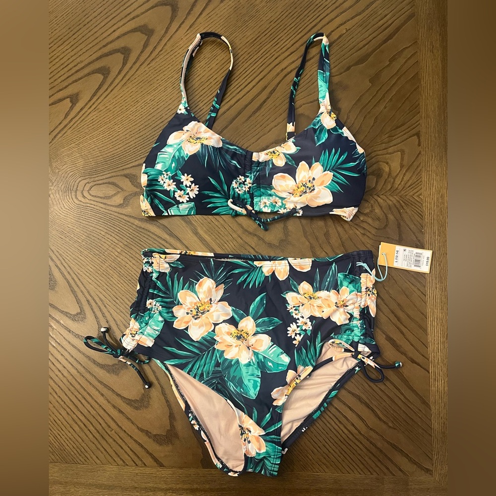 NWT Kona Sol bikini top and bottom size L (12-14)